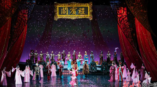 新版舞劇《絲路花雨》亮相甘肅大劇院